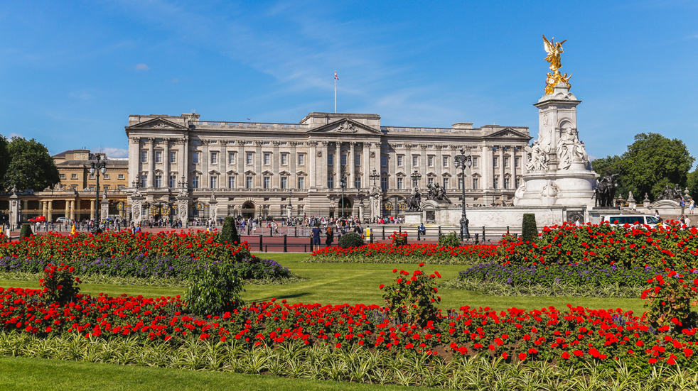 10-fascinating-facts-you-might-not-know-about-buckingham-palace